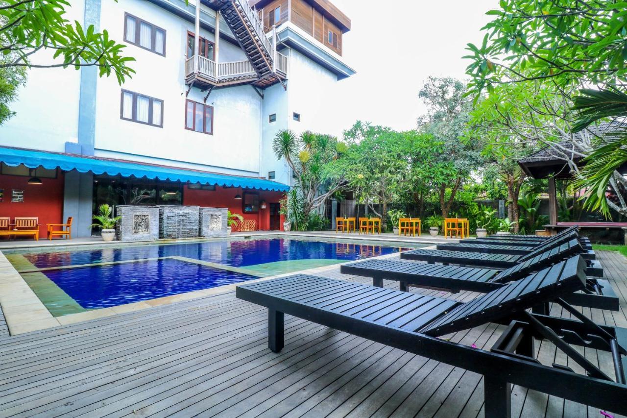 Capital O 2114 Grand Jimbaran Boutique Hotel Extérieur photo