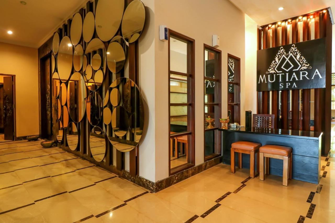 Capital O 2114 Grand Jimbaran Boutique Hotel Extérieur photo