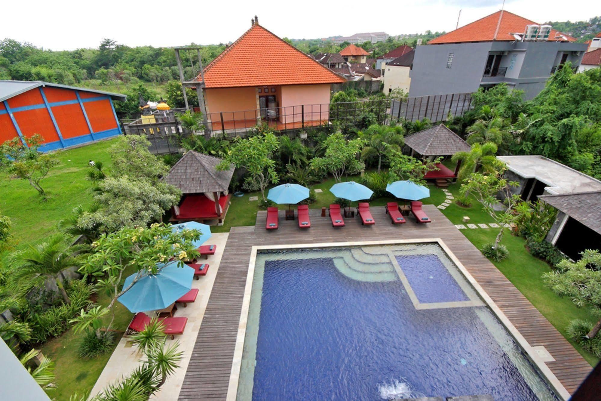 Capital O 2114 Grand Jimbaran Boutique Hotel Extérieur photo
