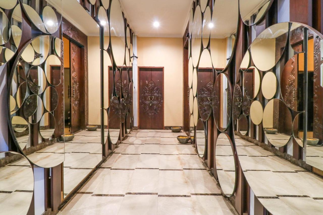 Capital O 2114 Grand Jimbaran Boutique Hotel Extérieur photo